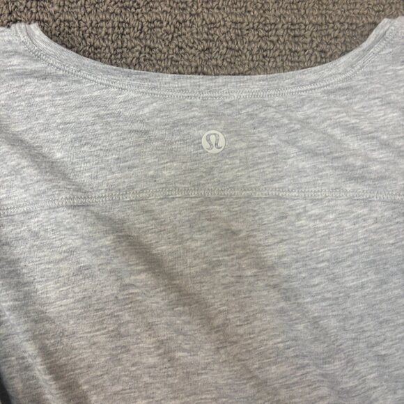 Lululemon Shirt 8 Heather Grey Soft Jersey Knit Scoop Neck 3/4 Sleeves Comfy - Picture 8 of 8